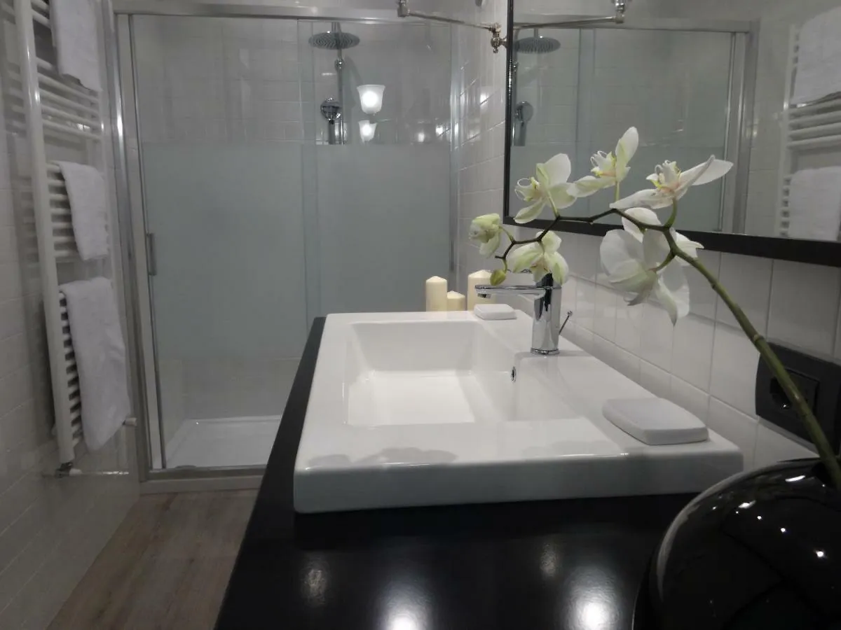 Luxury Vigna Apartment Florence